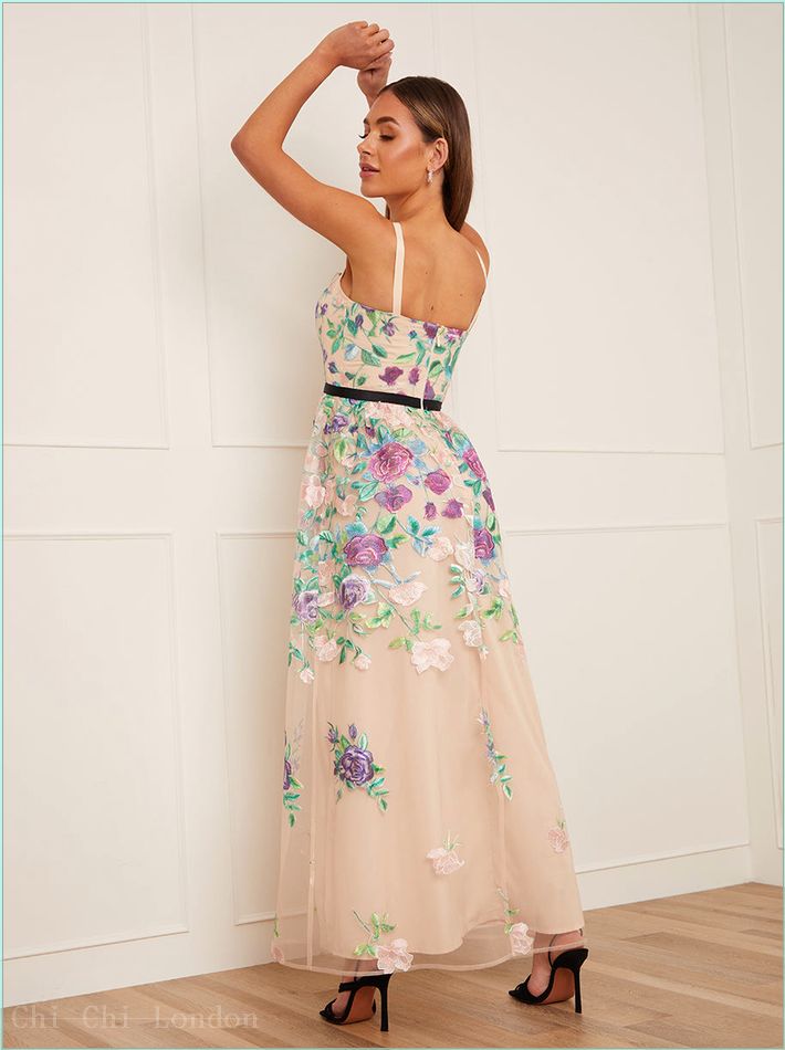  Floral Embroidered Maxi Dress in Cream 20219MU