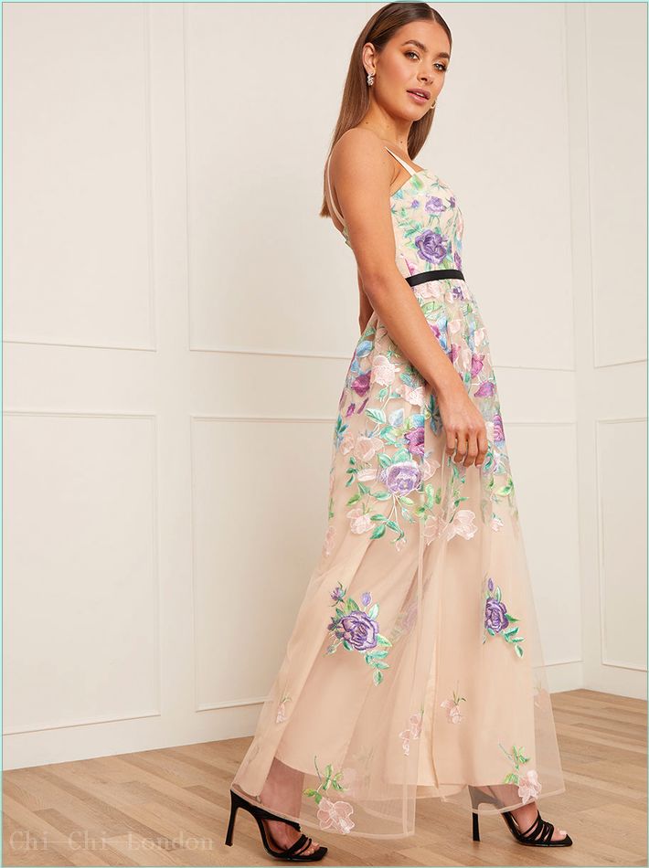  Floral Embroidered Maxi Dress in Cream 20219MU