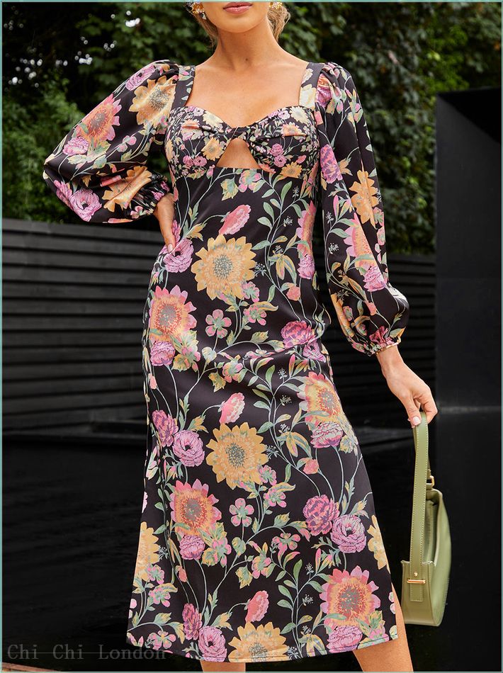  Long Sleeve Cut-Out Detail Floral Print Midi Dress in Black CT09BK