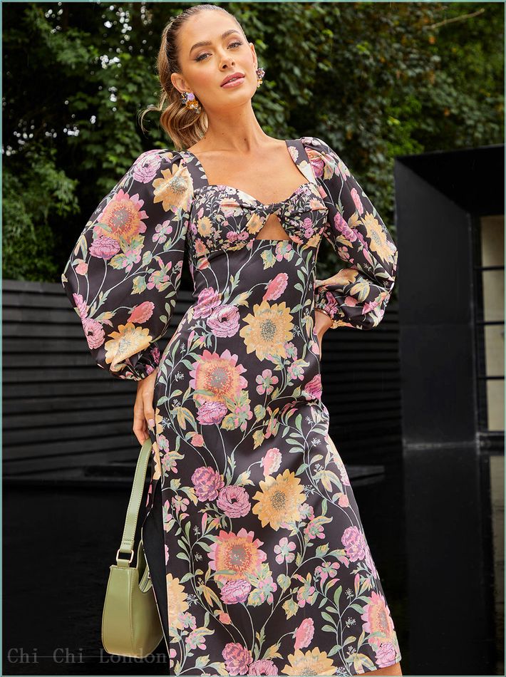  Long Sleeve Cut-Out Detail Floral Print Midi Dress in Black CT09BK