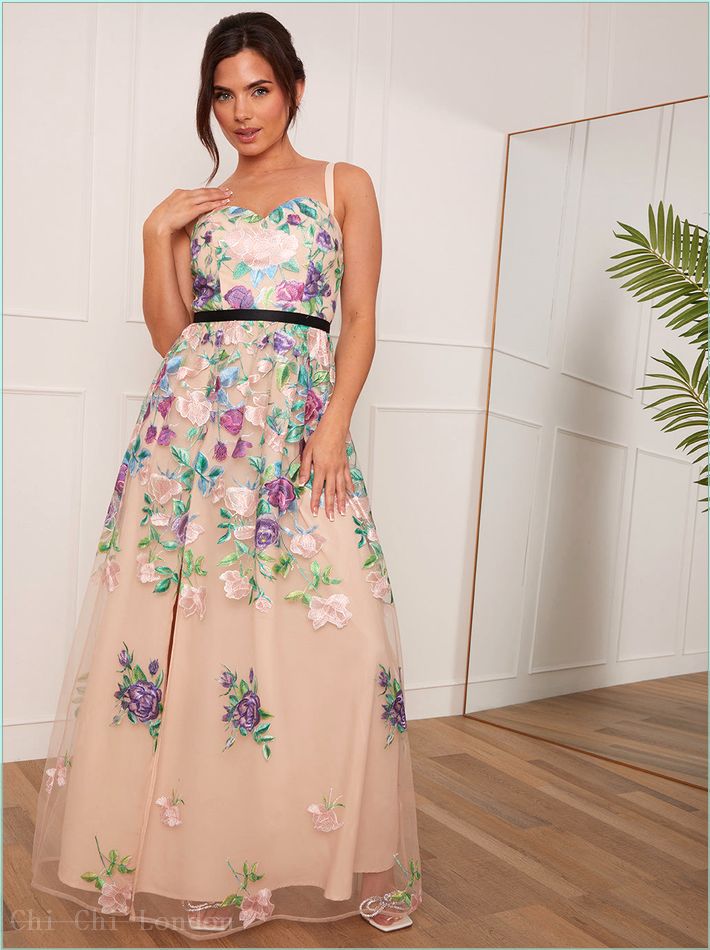  Petite Floral Embroidered Maxi Dress in Cream 20219PMU