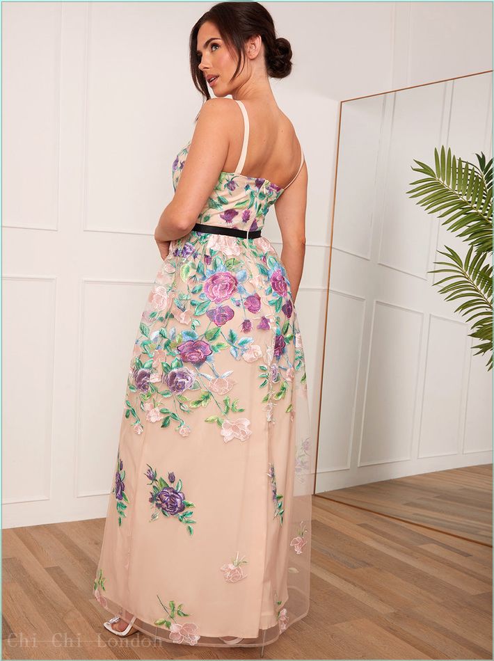  Petite Floral Embroidered Maxi Dress in Cream 20219PMU