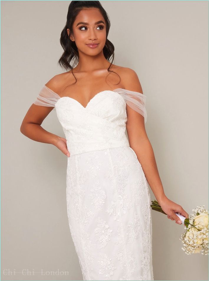  Petite Sweetheart Lace Bodycon Wedding Dress in White 6880PWH