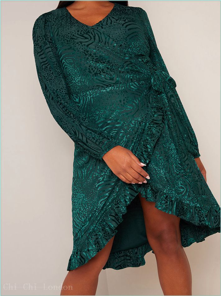  Plus Size Long Sleeve Animal Devore Wrap Dress in Green SM00017CGN