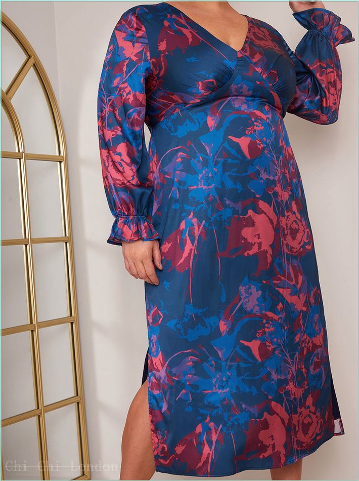  Plus Size Long Sleeve V Neck Floral Print Dress in Navy FA23105CNB