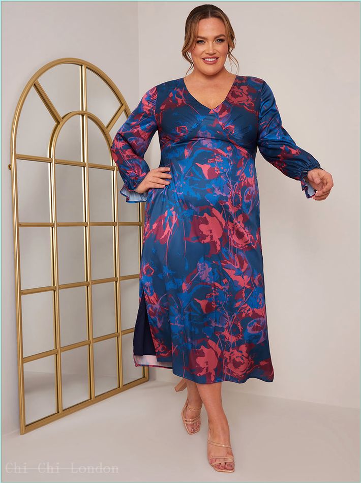  Plus Size Long Sleeve V Neck Floral Print Dress in Navy FA23105CNB