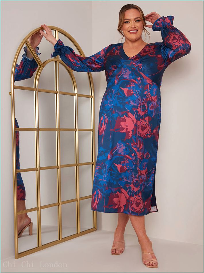  Plus Size Long Sleeve V Neck Floral Print Dress in Navy FA23105CNB