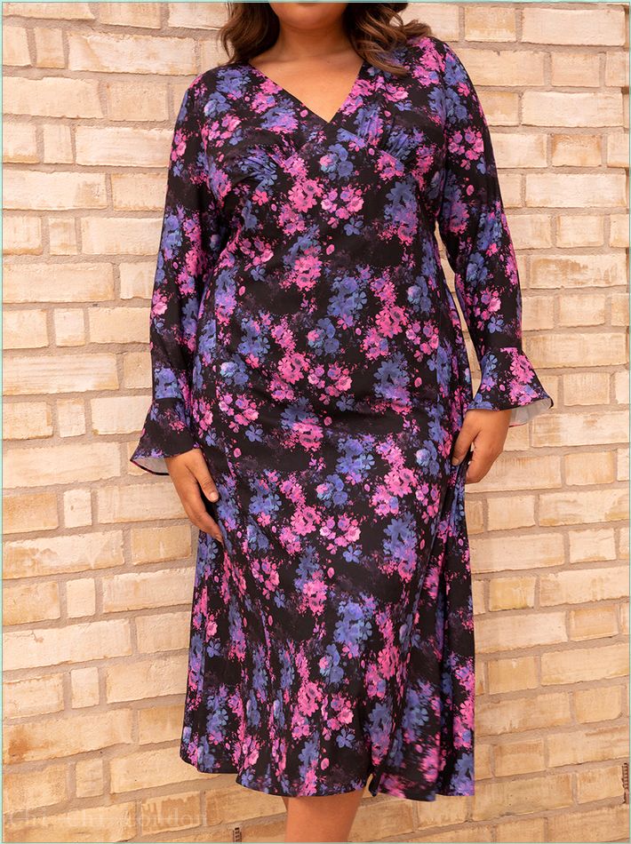  Plus Size Long Sleeve V Neck Floral Print Midi Dress in Black CT1005CBK