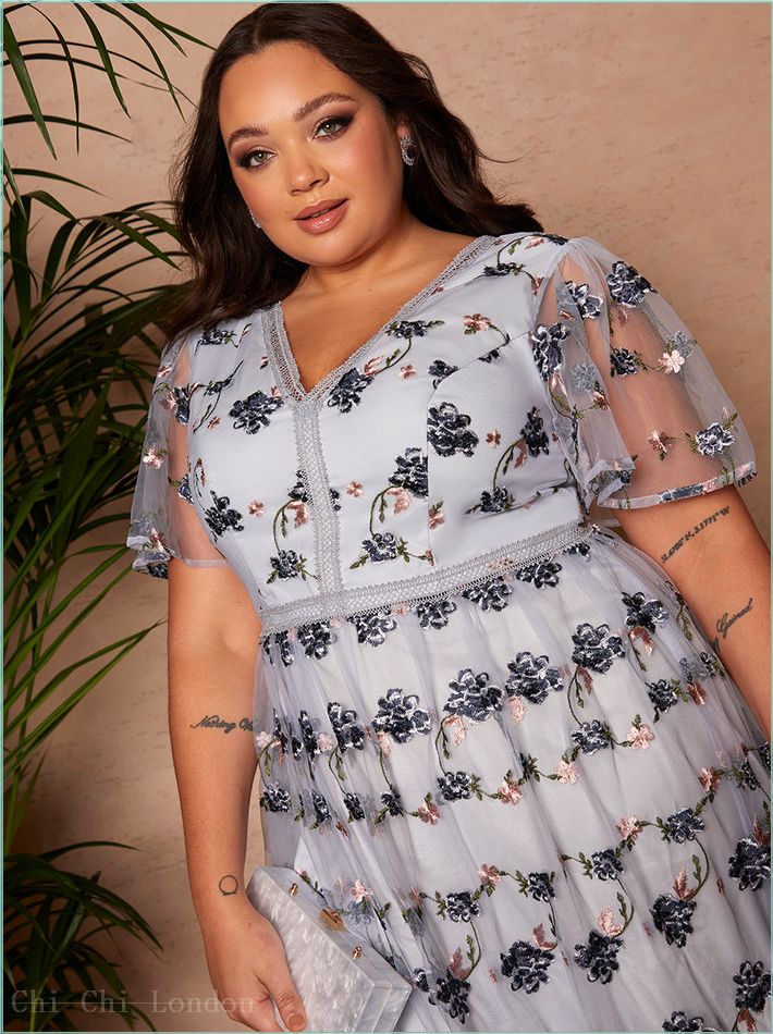  Plus Size V Neck Floral Embroidered Lace Midi Dress in Blue 30026CBL