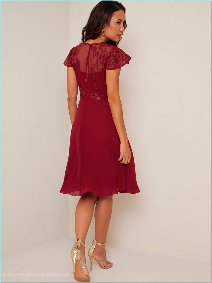  V Neck Embroidered Midi Dress in Red 20255RE